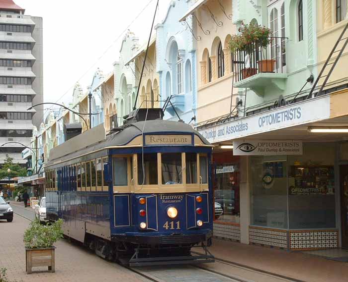 Melbourne Class W2 tram 411