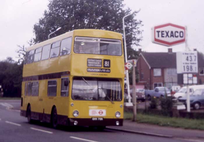 London Buslines Daimler Fleetline Park Royal GHV78N