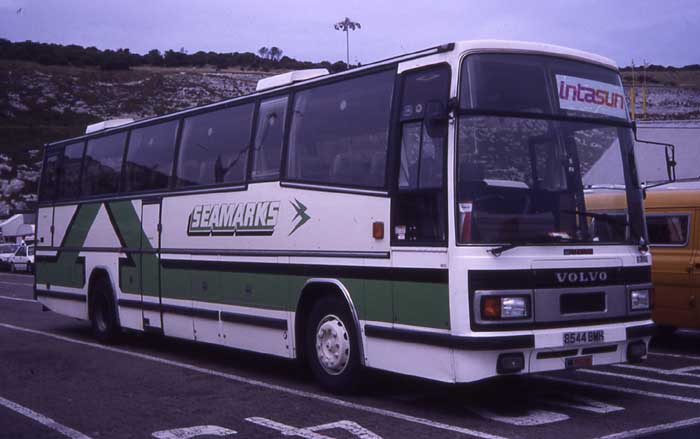 Seamarks Volvo B10M Plaxton Paramount 208