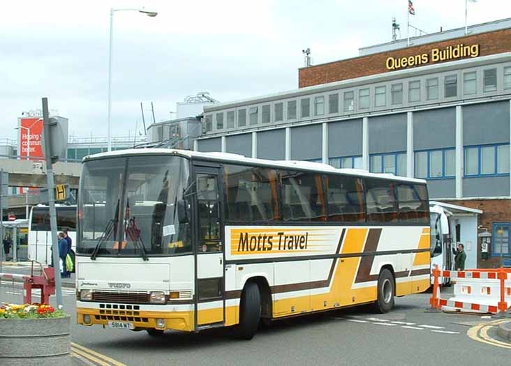 Motts Travel Volvo B10M Jonckheere 5814MT