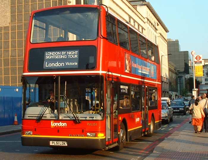 London Central Volvo B7TL Plaxton President