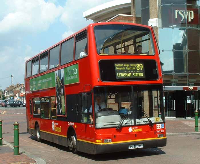 London Central Volvo B7TL Plaxton President PVL257