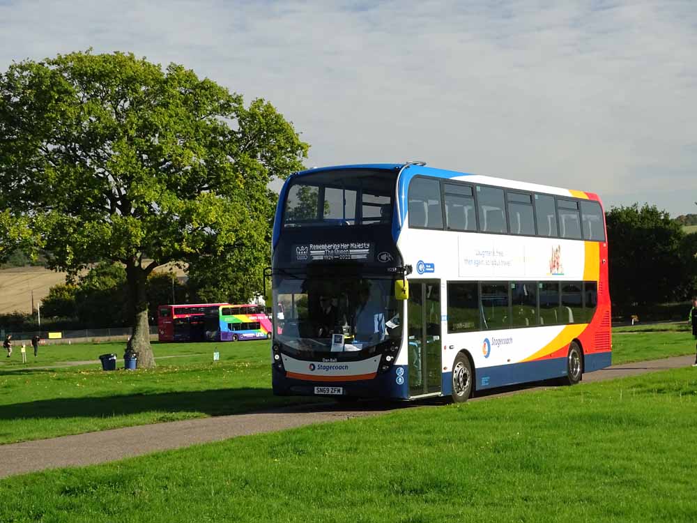 Stagecoach in Oxfordshire Alexander Dennis Enviro400MMC 11253