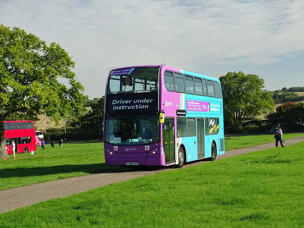 Arriva the Shires Alexander Dennis Enviro400 T62