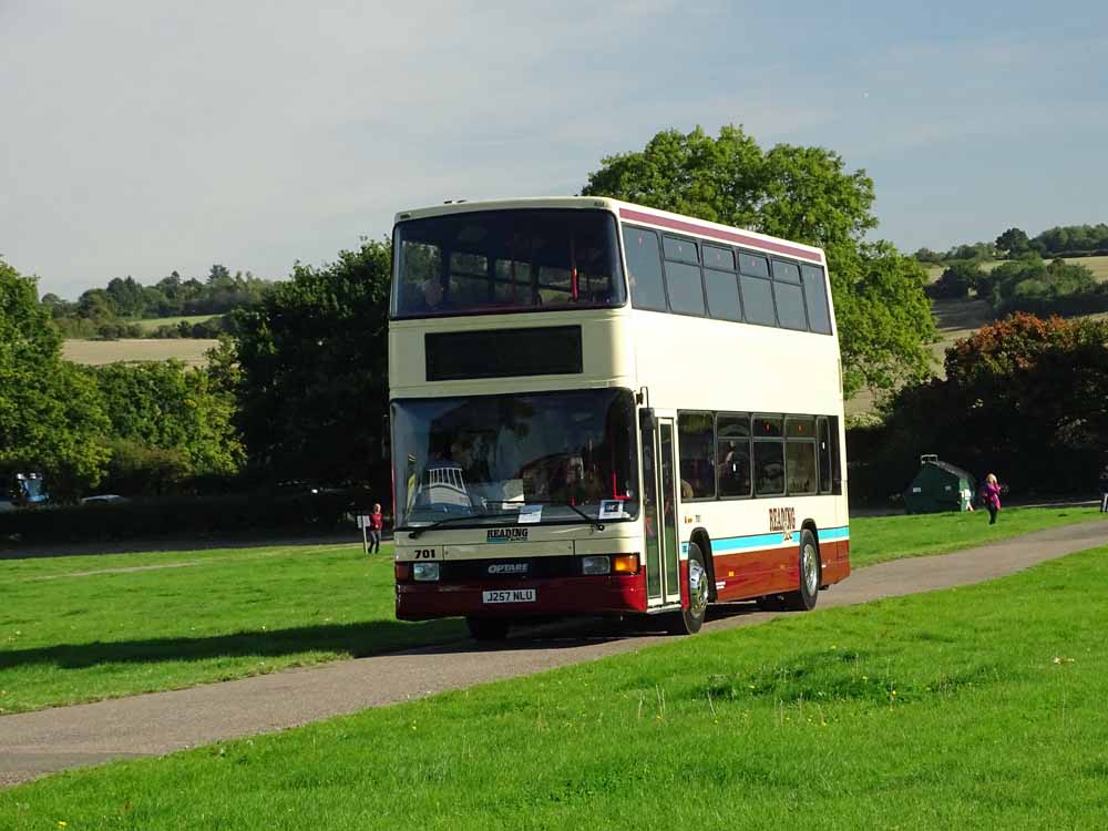 Reading Buses Optare Spectra 701