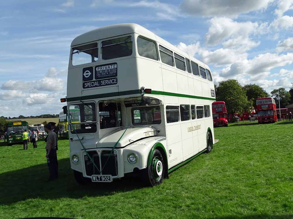 London Transport AEC Routemaster Park Royal RML902