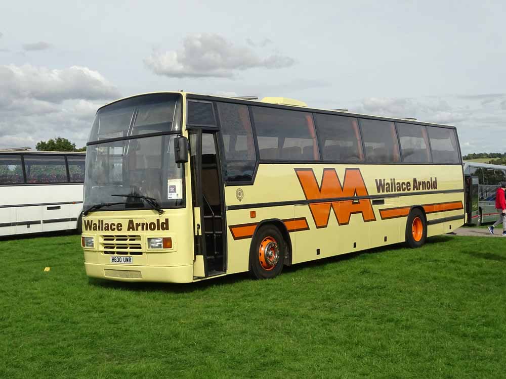 Wallace Arnold Volvo B10M Plaxton Paramount 3500 H630UWR