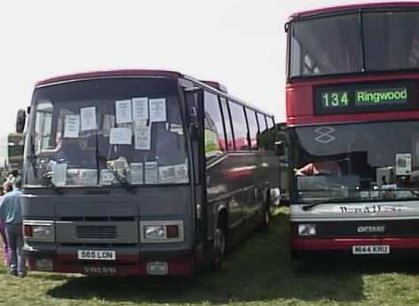 Viking Coaches 585LON