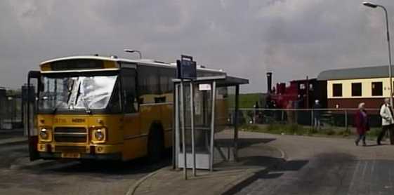 NZH DAF MB200 Den Oudsten 3716