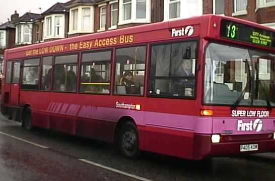 First Southampton Dennis Dart SLF P405KOW